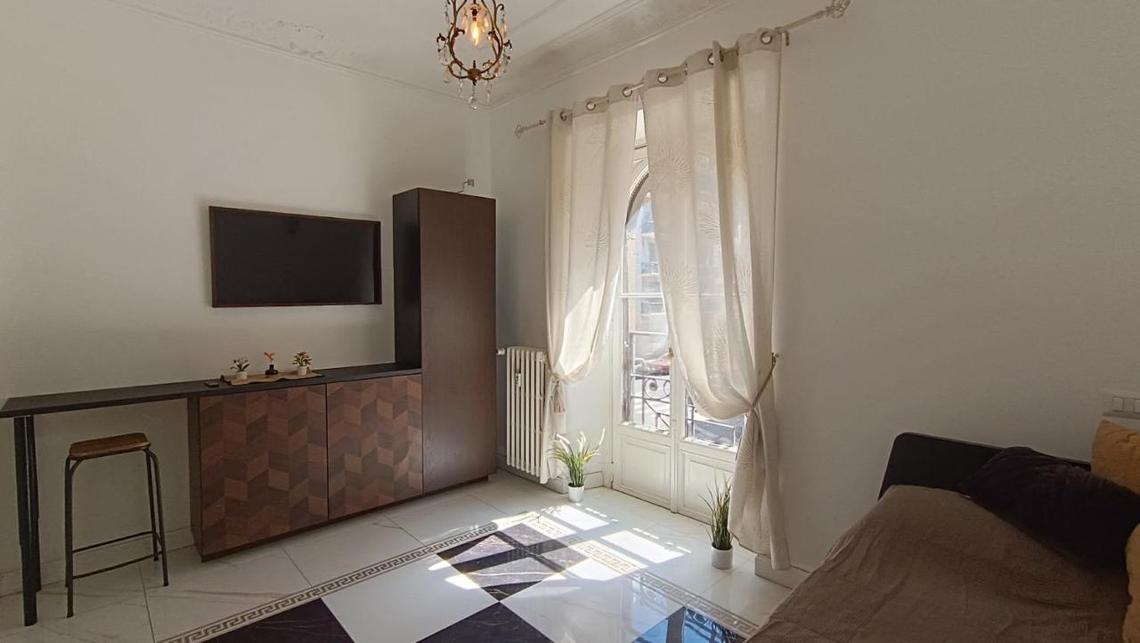 Elegante Monolocale - Macchi 1920 Apartamento Milão Exterior foto